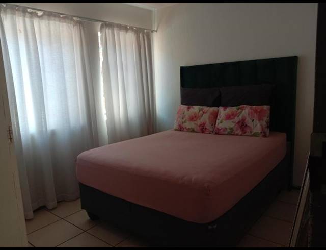 2 BEDROOM TOWNHOUSE FOR SALE IN GEZINA